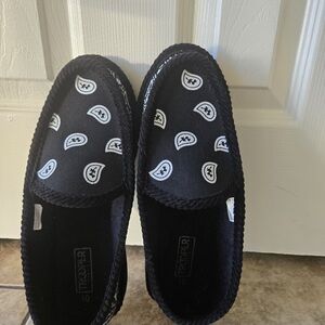 Roper Men's Black Paisley Slip-On Slippers